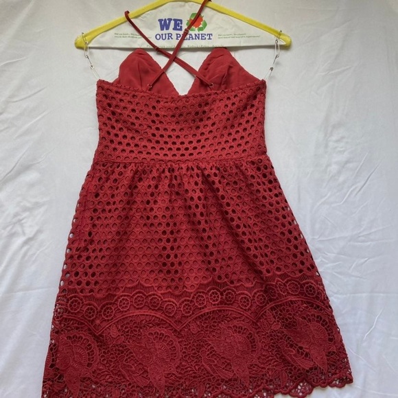 Red Lace Dress size xs - Picture 2 of 4